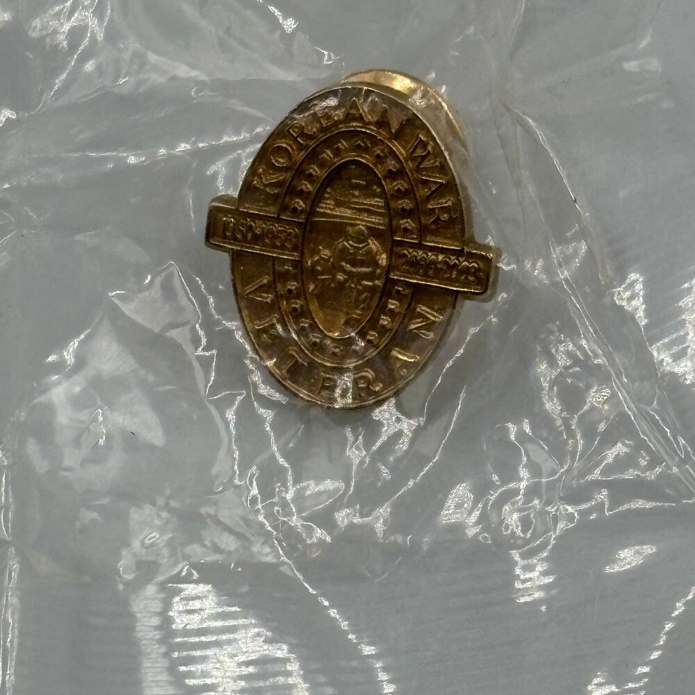 Korean War Veteran Tie Tac Pin Gold Tone New
